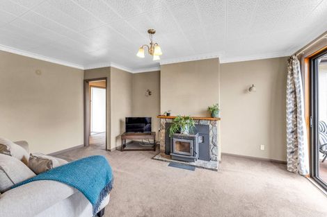 Photo of property in 6 Earnslaw Crescent, Bryndwr, Christchurch, 8053