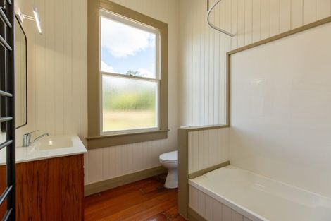 Photo of property in 218 Annandale Road, Kumeu, 0782