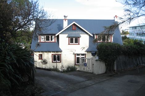 Photo of property in 20 Cobden Road, Bluff Hill, Napier, 4110