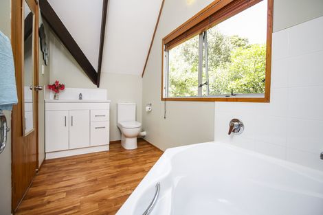 Photo of property in 299 Titirangi Road, Titirangi, Auckland, 0604