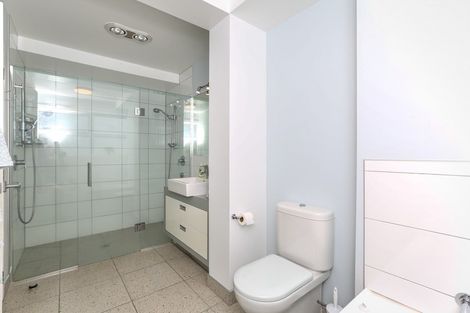 Photo of property in 147a Molesworth Street, New Plymouth, 4312