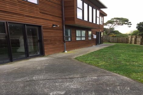 Photo of property in 42-44 David Crescent, Karori, Wellington, 6012