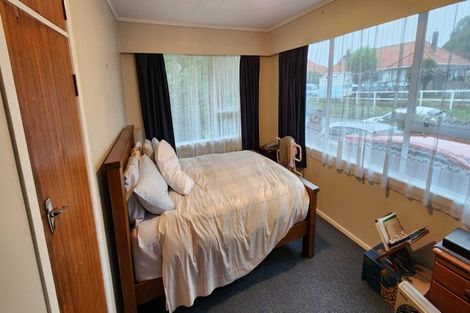 Photo of property in 118 Frankley Road, Frankleigh Park, New Plymouth, 4310