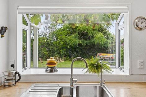 Photo of property in 49a Olive Terrace, Paraparaumu Beach, Paraparaumu, 5032