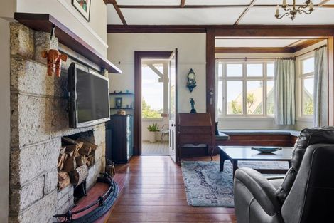 Photo of property in 23 Richmond Avenue, Nelson South, Nelson, 7010