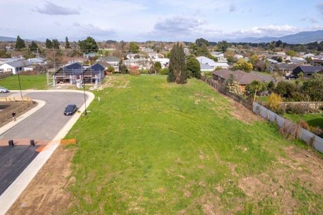 Photo of property in 23 Kakariki Crescent, Carterton, 5713