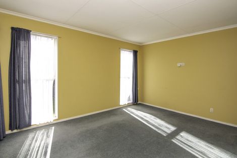 Photo of property in 24 Stillwater Place, Westbrook, Palmerston North, 4412