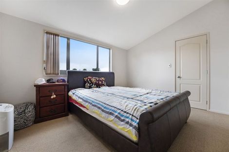 Photo of property in 51 Keywella Drive, Conifer Grove, Takanini, 2112