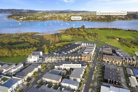 Photo of property in 22 Rangihina Road, Hobsonville, Auckland, 0616