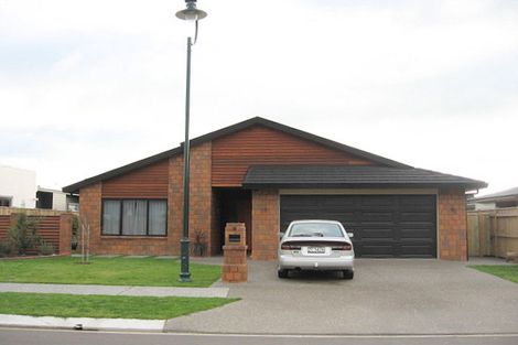 Photo of property in 3 Hulme Way, Raumati Beach, Paraparaumu, 5032