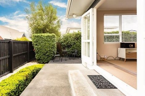 Photo of property in 1/15a Bennett Street, St Albans, Christchurch, 8052