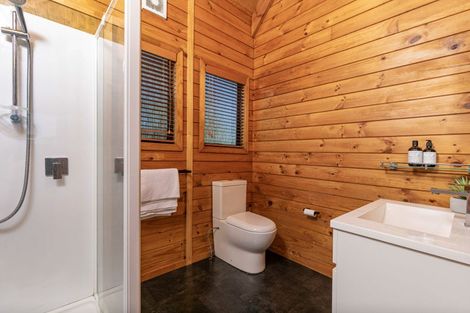 Photo of property in 261 Great North Road, Henderson, Auckland, 0612