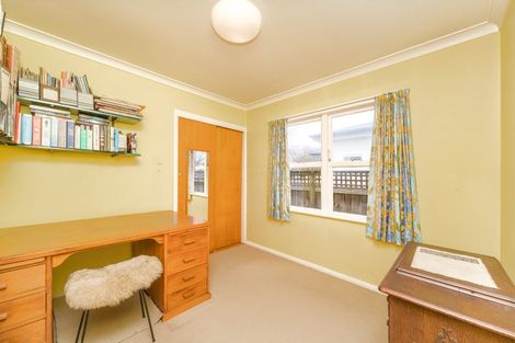 Photo of property in 8 Ake Ake Avenue, Hokowhitu, Palmerston North, 4410