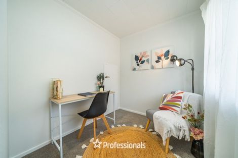 Photo of property in 8b Wai-iti Crescent, Woburn, Lower Hutt, 5010