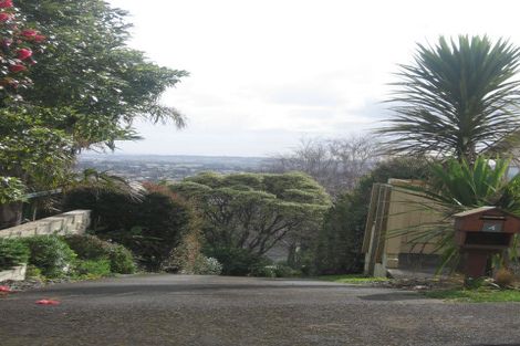 Photo of property in 4 Gibbs Crescent, Red Hill, Papakura, 2110