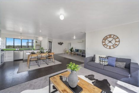 Photo of property in 17 Dorchester Place, Nawton, Hamilton, 3200