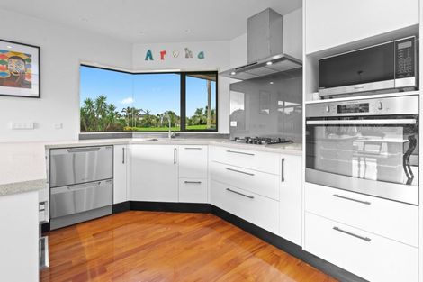 Photo of property in 16 Cairn Way, Te Kamo, Kamo, 0185