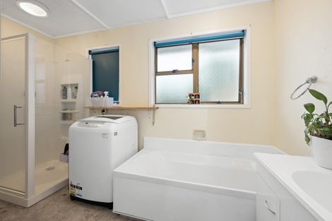 Photo of property in 60 Aotea Crescent, Tokoroa, 3420