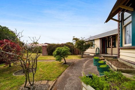 Photo of property in 68 Collins Street, Hawera, 4610