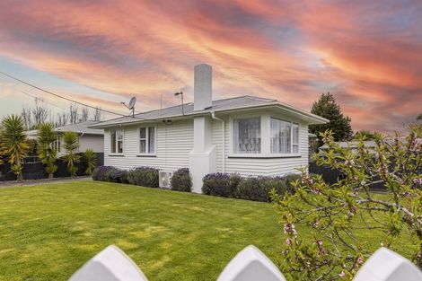 Photo of property in 75 Kettle Avenue, Awapuni, Palmerston North, 4412