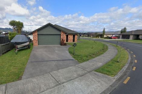 Photo of property in 12 Carroll Place, Owhata, Rotorua, 3010