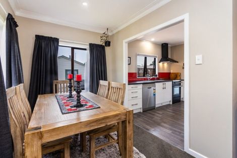 Photo of property in 19 Runuku Grove, Turangi, 3334