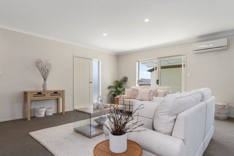 Photo of property in 5 Harmens Way, Greerton, Tauranga, 3112