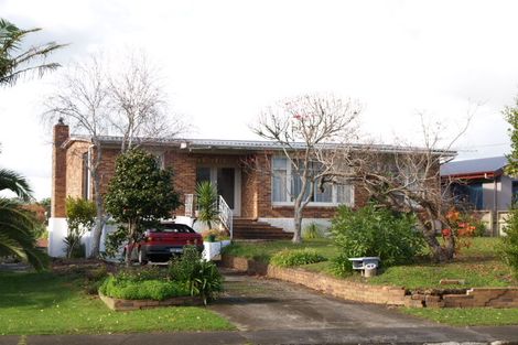 Photo of property in 67 Churchill Road, Cockle Bay, Auckland, 2014