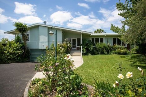 Photo of property in 86 Braid Road, St Andrews, Hamilton, 3200