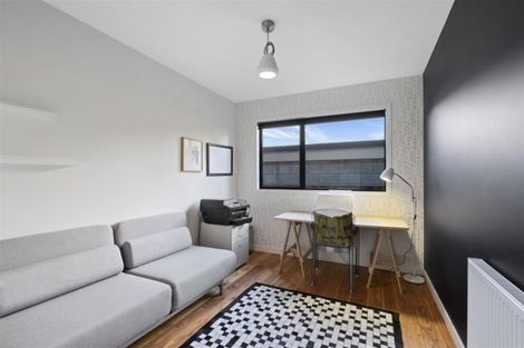 Photo of property in 69a Beachville Road, Redcliffs, Christchurch, 8081