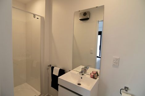 Photo of property in 138d Holly Road, St Albans, Christchurch, 8014