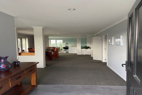 Photo of property in 31 Rochfort Crescent, Pyes Pa, Tauranga, 3112
