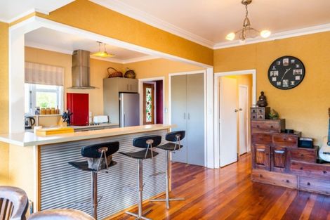 Photo of property in 12 Carlisle Street, Levin, 5510