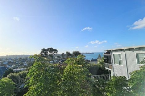 Photo of property in 1/14 Rothesay Bay Road, Rothesay Bay, Auckland, 0630