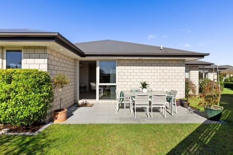 Photo of property in 43 Plescher Crescent, Leamington, Cambridge, 3432