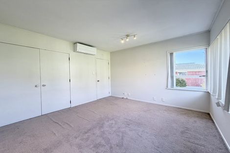 Photo of property in 122 Hugh Green Drive, Pinehill, Auckland, 0632