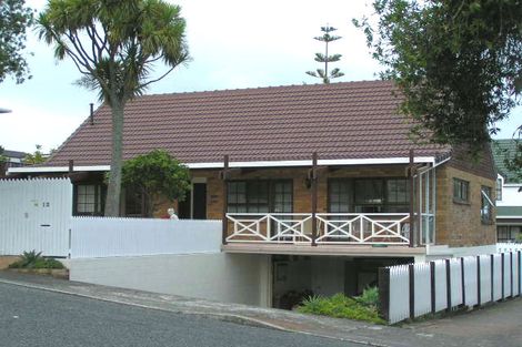 Photo of property in 1/12 Harley Road, Hauraki, Auckland, 0622