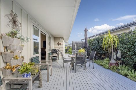 Photo of property in 19 Carina Way, Whitianga, 3510