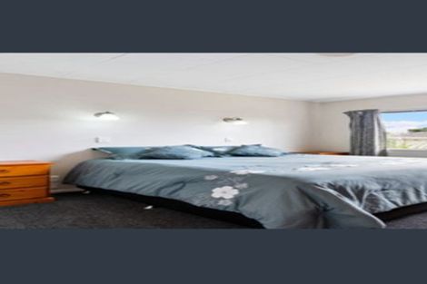 Photo of property in 2/62 Weymouth Road, Manurewa, Auckland, 2102