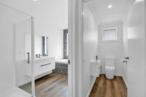 Photo of property in 53 Maire Street, Inglewood, 4330