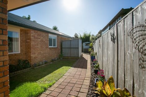 Photo of property in 40 Oaklands Drive, Cambridge, 3434