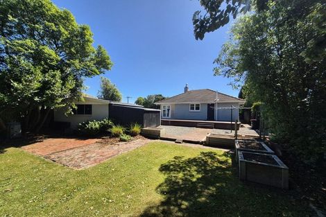 Photo of property in 1 Dalton Place, Burnside, Christchurch, 8053