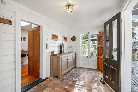 Photo of property in 95 Verbena Road, Birkdale, Auckland, 0626