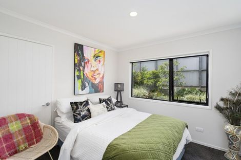 Photo of property in 8 Cooke Farm Grove, Waiwhakaiho, New Plymouth, 4312