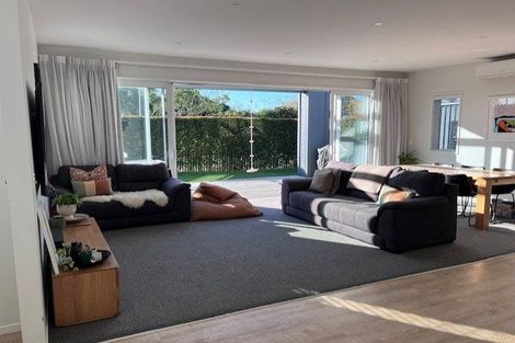 Photo of property in 9 Tahapa Crescent, Meadowbank, Auckland, 1072