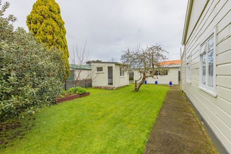 Photo of property in 15 Roberts Avenue, Aramoho, Whanganui, 4500