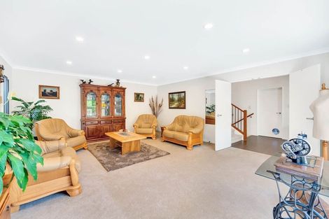 Photo of property in 15 Leafield Crescent, Henderson, Auckland, 0612