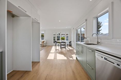 Photo of property in 178 Wilsons Road, Saint Martins, Christchurch, 8022