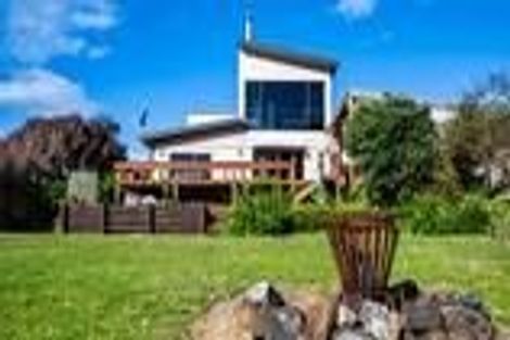 Photo of property in 4 First Avenue, Glenbrook, Waiuku, 2681