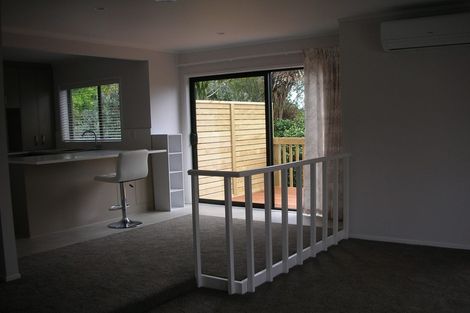 Photo of property in 2/123 Prince Regent Drive, Half Moon Bay, Auckland, 2012